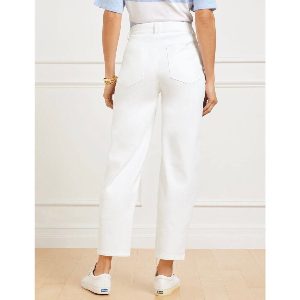 Talbots Relaxed Tapered Barrel Leg Jeans White Size 14P - Picture 1 of 11